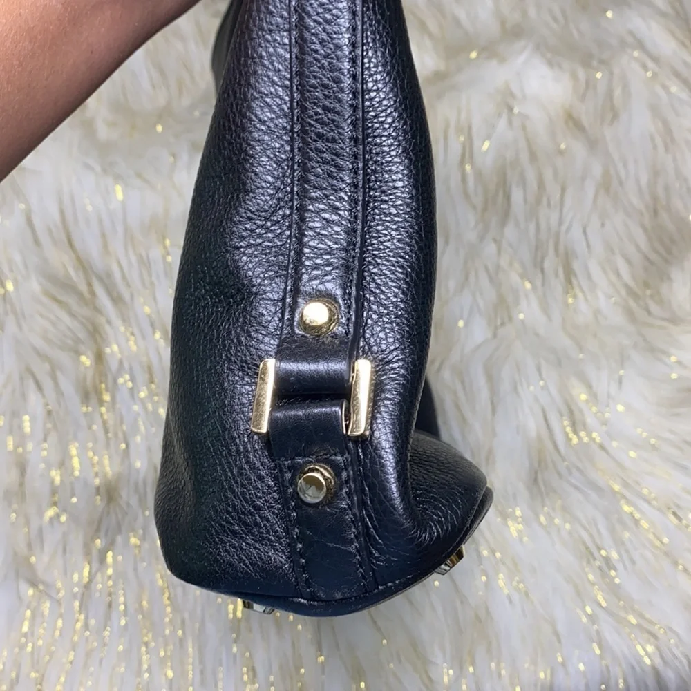 Michael Kors- Bedford Black Pebbled Shoulder Bag